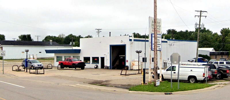 Half-Way Truck Stop - Early 2000S Street Views (newer photo)